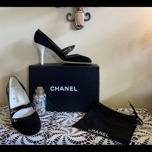 CHANEL/COCO CHANEL Classic Mary Jane Heels Pumps Black/White Colorblock 40/9.5 - Picture 1 of 15